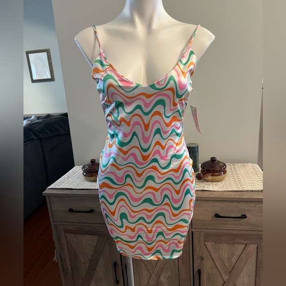 NWT Liz & Sara geometric print dress - Picture 1 of 3
